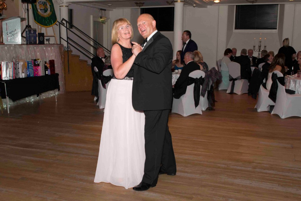 PGL RW GALA BALL 16 050