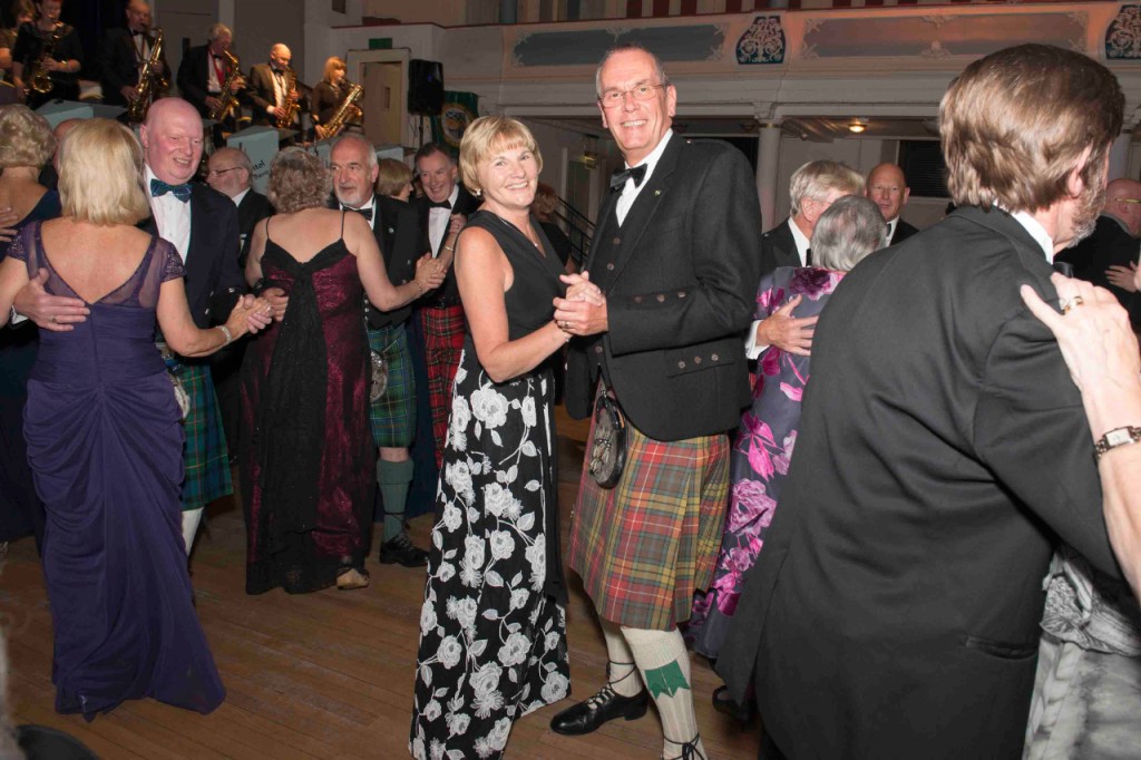 PGL RW GALA BALL 16 058