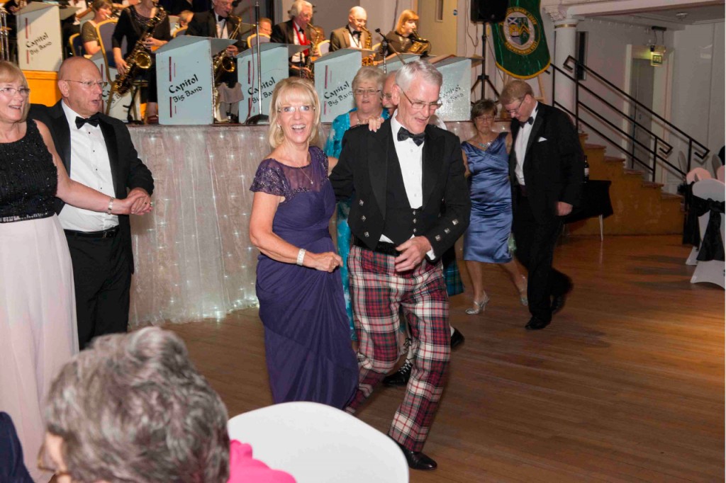 PGL RW GALA BALL 16 070